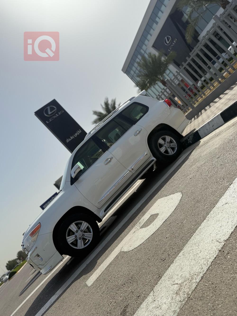 تويوتا لاندكروزر